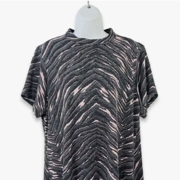 NEW Torrid Zebra Hacci Mock Neck Trapeze Dress in Gray/Pink Size 3 (3X 22-24) - Picture 8 of 13